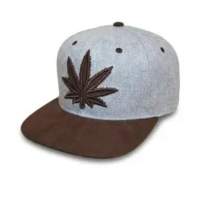 Męska czapka snapback z prostym daszkiem – liść marihuany